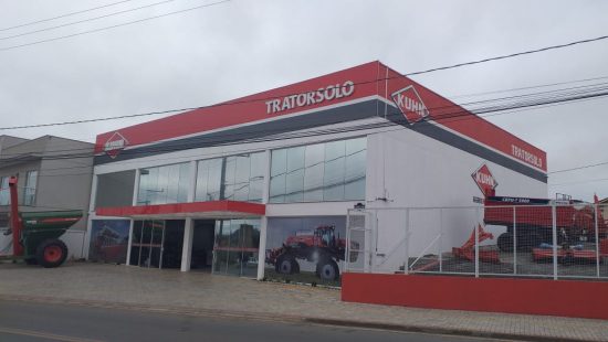Reinauguração da filial de Irati.