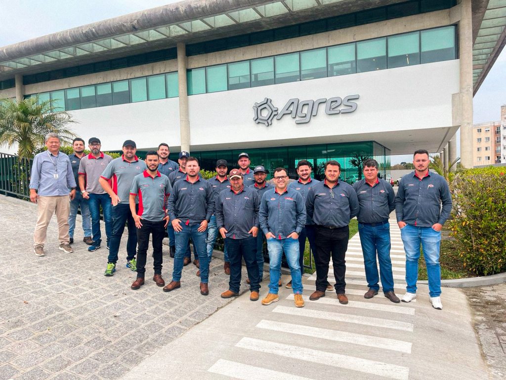 TRATORSOLO visita a sede da Agres em Curitiba